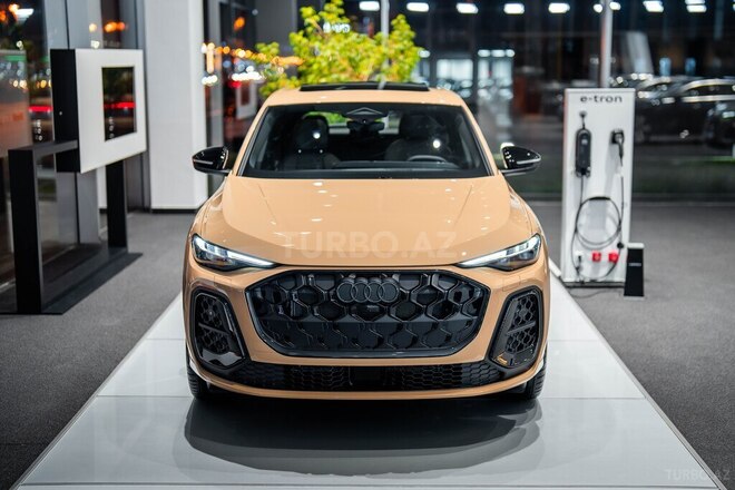 Audi Q5 Sportback-3
