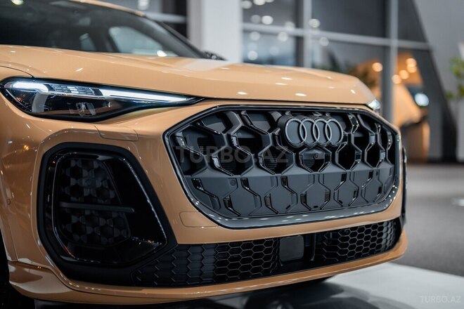 Audi Q5 Sportback-4