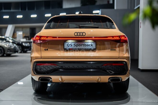 Audi Q5 Sportback-7