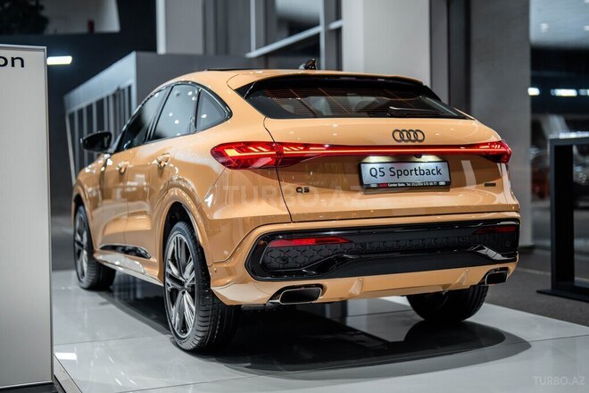 Audi Q5 Sportback-9
