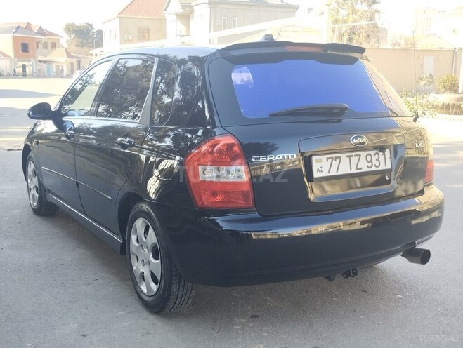 Kia Cerato-5