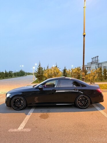 Mercedes E 53 AMG 4MATIC-4