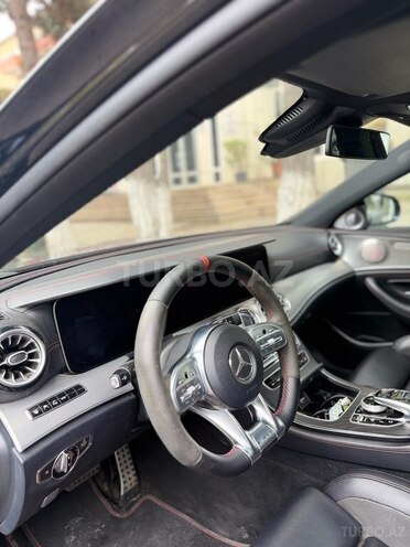 Mercedes E 53 AMG 4MATIC-9