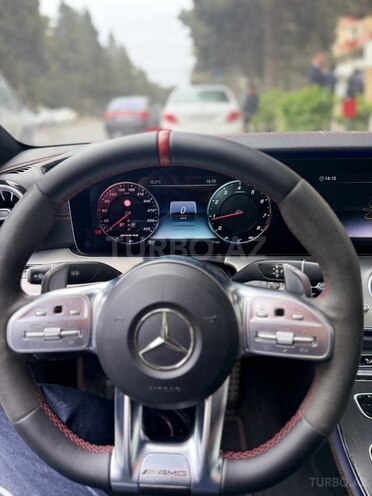 Mercedes E 53 AMG 4MATIC-11