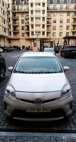 Toyota Prius-1