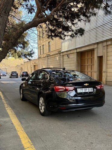 Chevrolet Malibu-5
