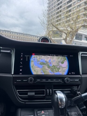 Porsche Macan-7