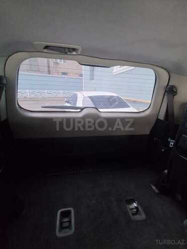 Toyota Land Cruiser-10