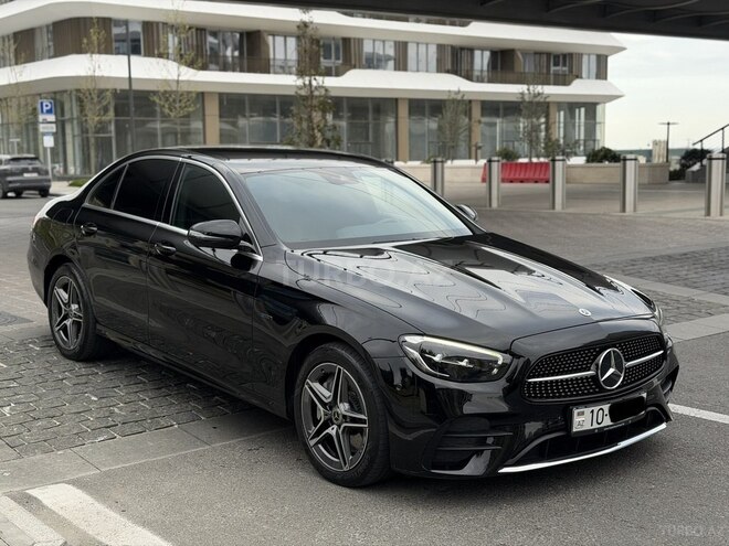 Mercedes E 300 e-2