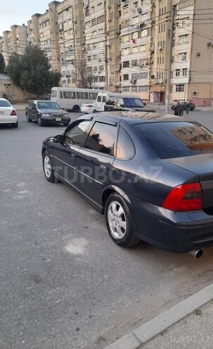 Opel Vectra-2