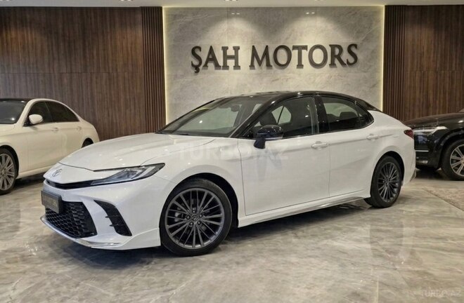 Toyota Camry-7