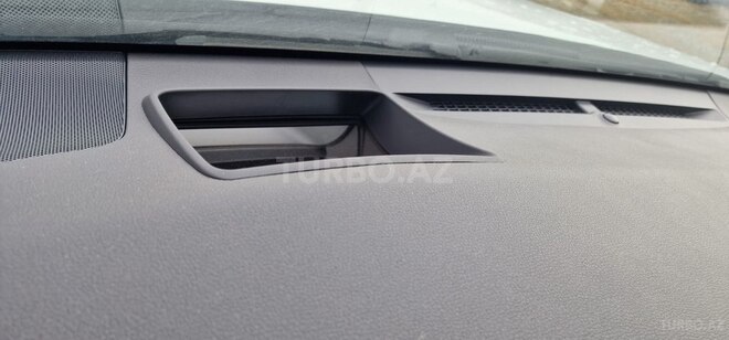 Toyota Camry-16
