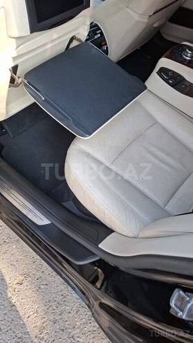 BMW 750 2012, 207,000 km - 4.4 л - Bakı