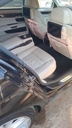 BMW 750 2012, 207,000 km - 4.4 л - Bakı