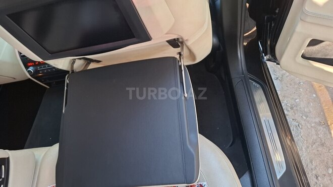 BMW 750 2012, 207,000 km - 4.4 л - Bakı