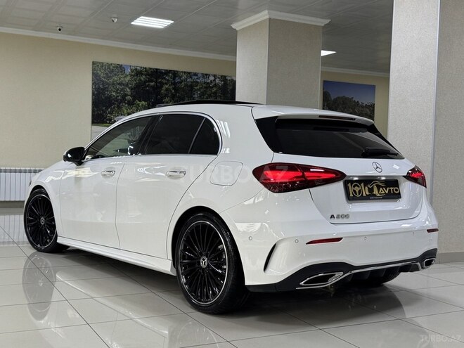 Mercedes A 200-10