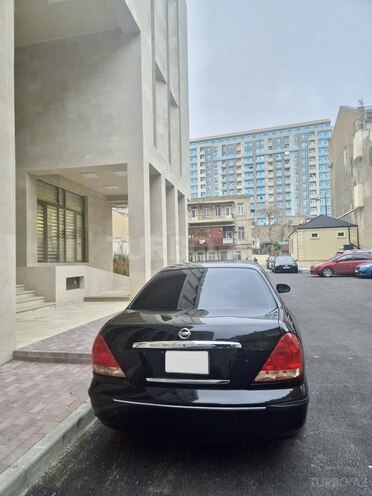 Nissan Sunny-2