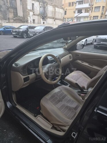 Nissan Sunny-8