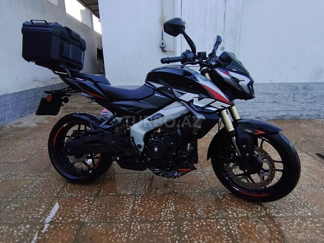Bajaj Pulsar NS 400-3