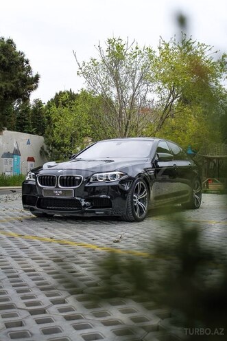 BMW M5-2