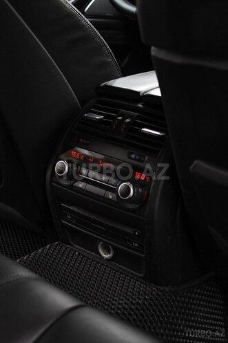 BMW M5-16