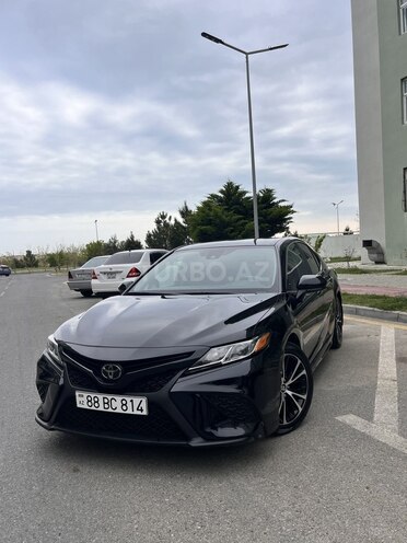 Toyota Camry-1