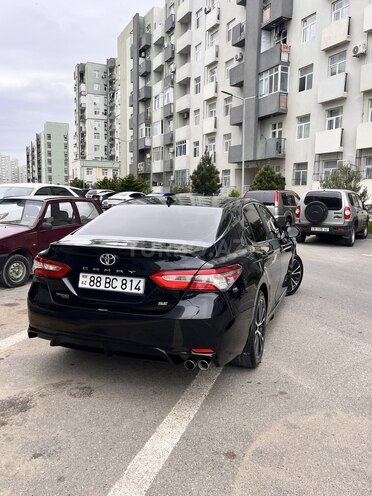 Toyota Camry-2