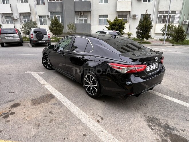 Toyota Camry-4