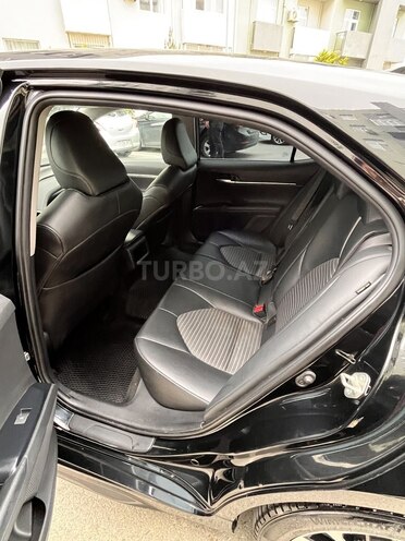 Toyota Camry-7