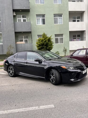 Toyota Camry-3