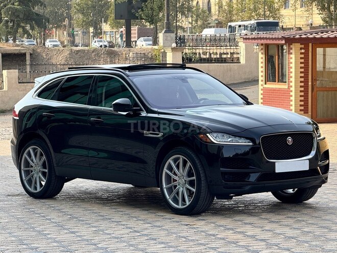 Jaguar F-Pace-2
