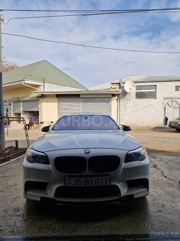 BMW 528-15