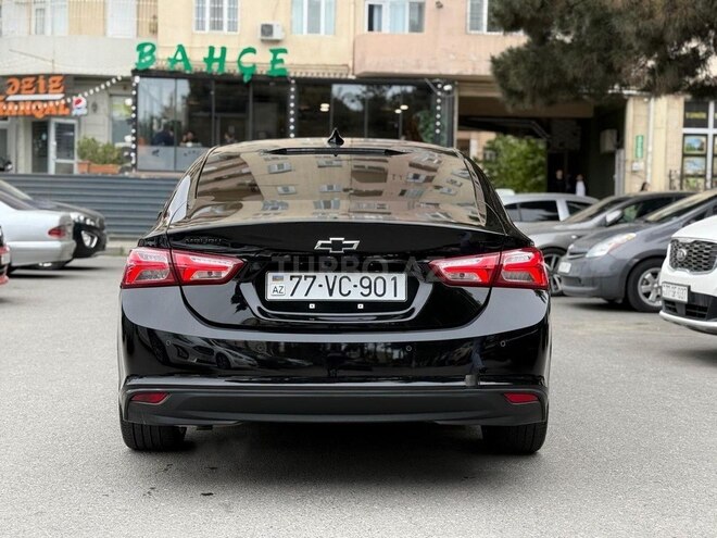 Chevrolet Malibu-6
