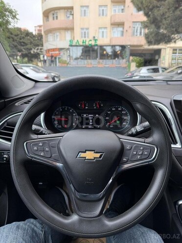 Chevrolet Malibu-12