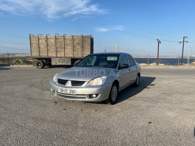 Mitsubishi Lancer-2