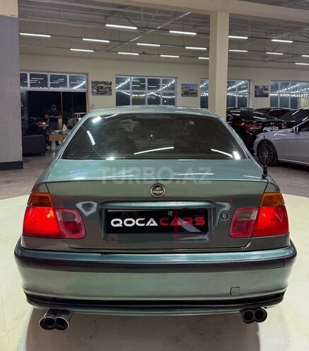 BMW 320-8
