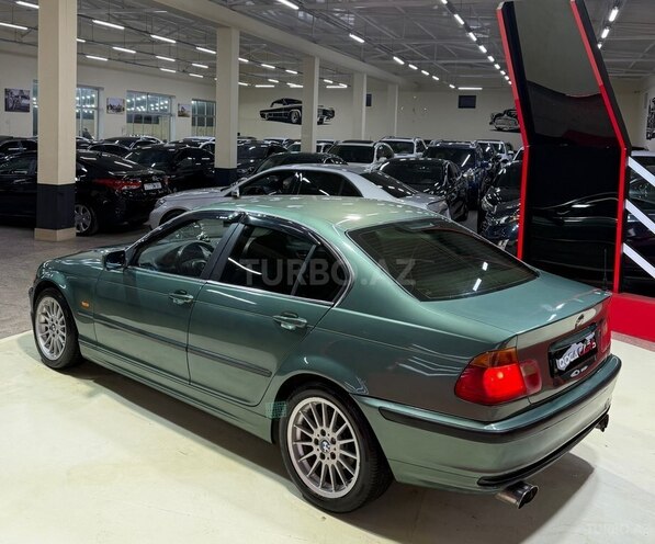 BMW 320-6