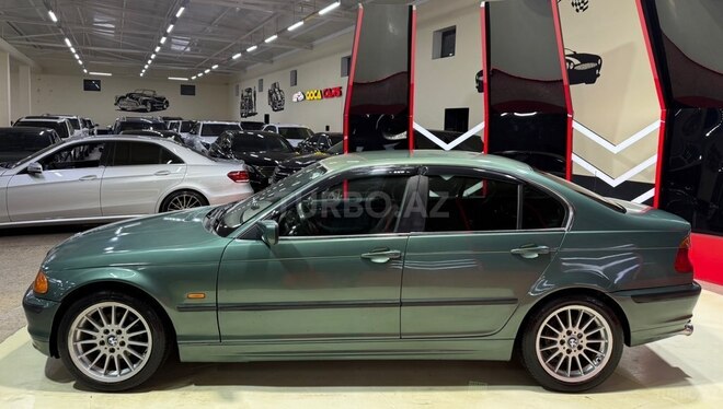 BMW 320-5