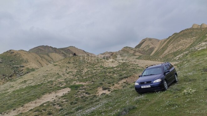 Opel Astra-11
