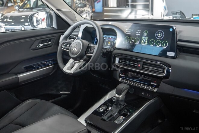 Mitsubishi Destinator-12