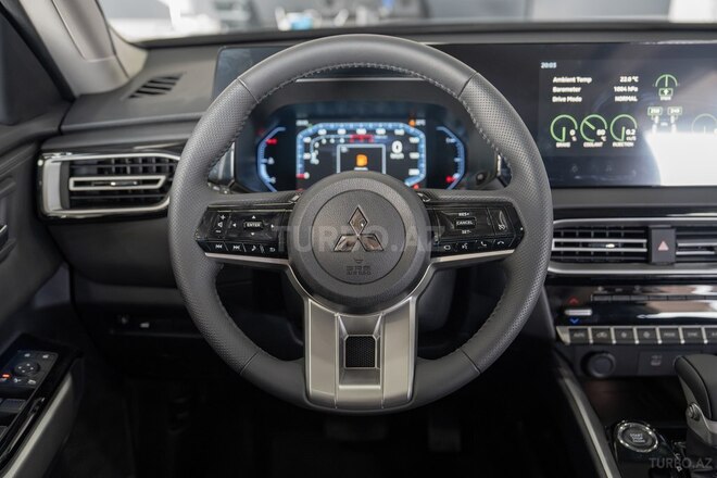 Mitsubishi Destinator-10