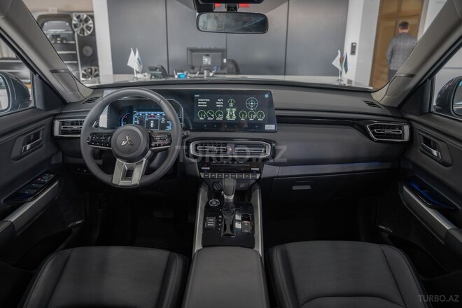Mitsubishi Destinator-9