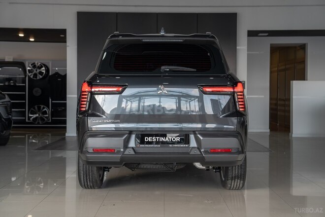 Mitsubishi Destinator-5