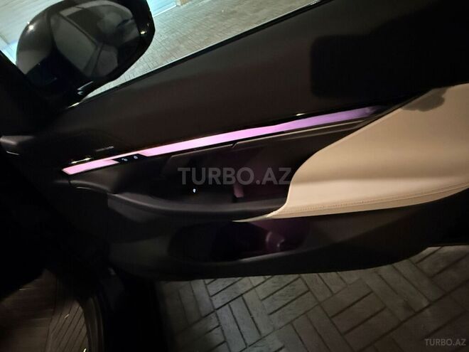 BMW i5-10