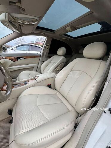 Mercedes E 240-9