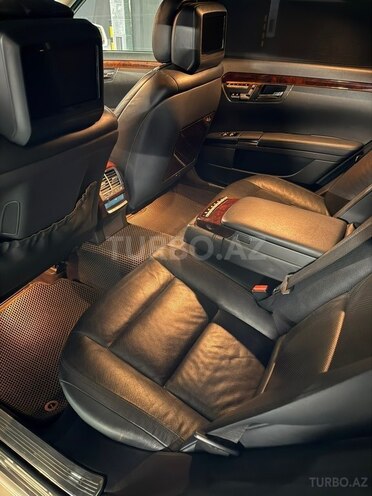 Mercedes S 500-16