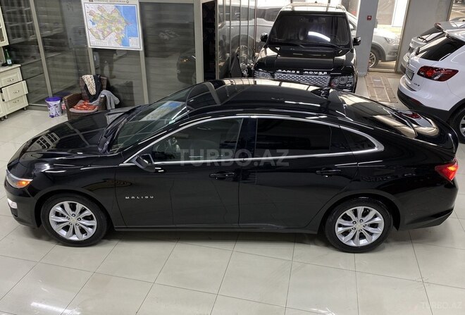 Chevrolet Malibu-8