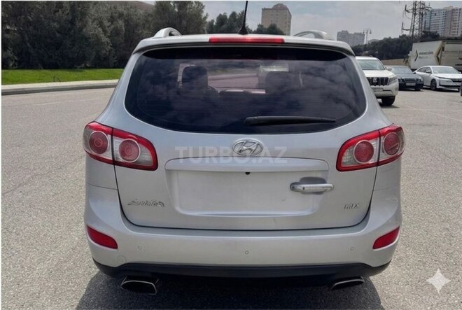 Hyundai Santa Fe-2