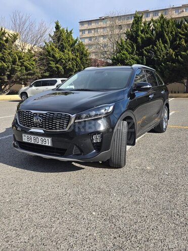Kia Sorento-1