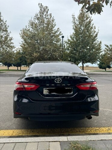 Toyota Camry-3